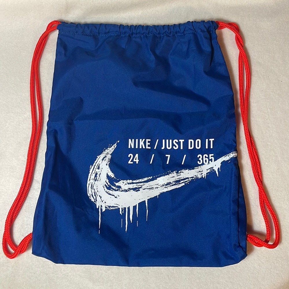 Nike Drawstring Backpack NWOT